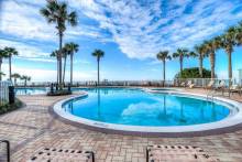 travel nurse option rental